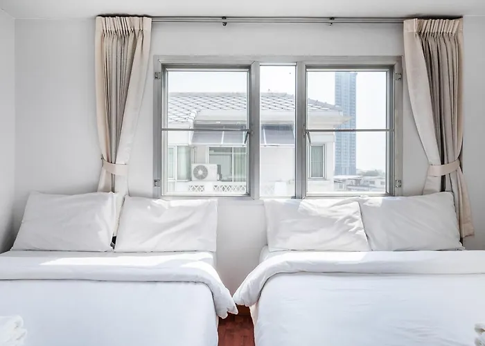 Privy Grand