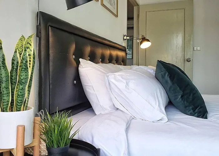 Privy Grand Appart hôtel *