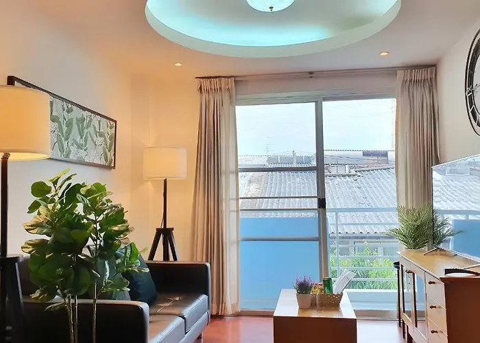 Privy Grand Appart hôtel *